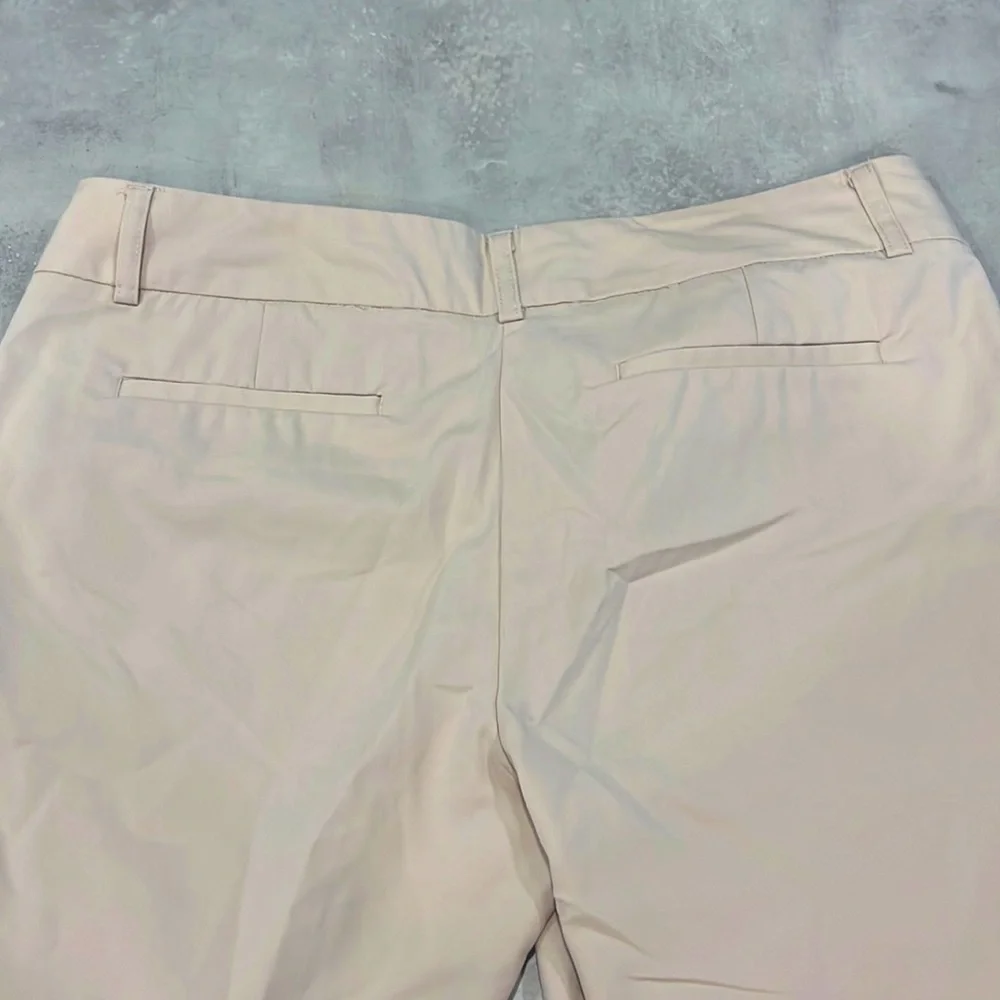 Capris - Picture 7 of 7